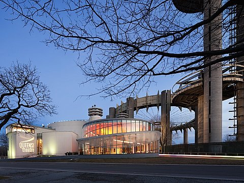 Photo of Queens Theatre